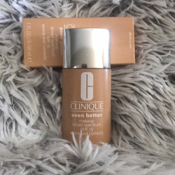 Clinique even better makeup spf 15 - WN 44 tea - Picture 3 of 7
